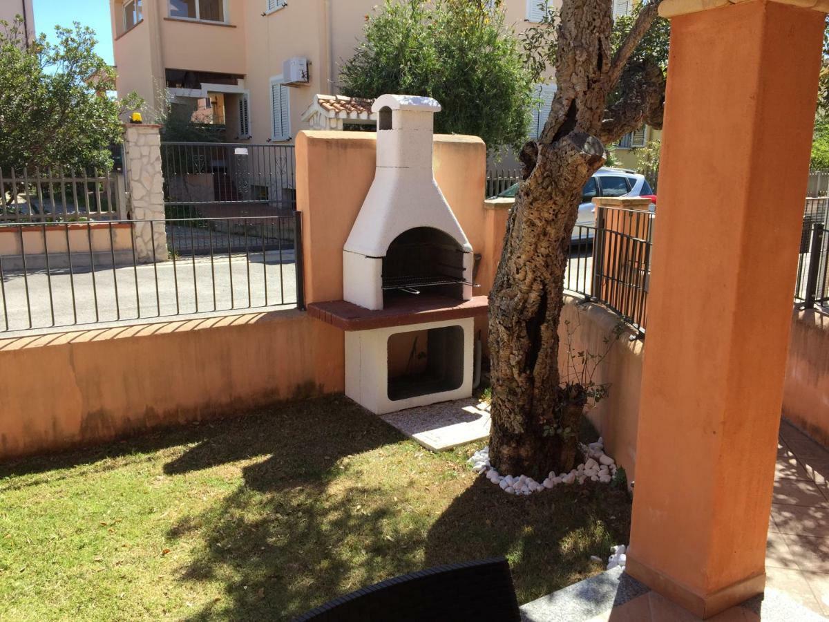 Milly Apartment Àrbatax Exterior foto